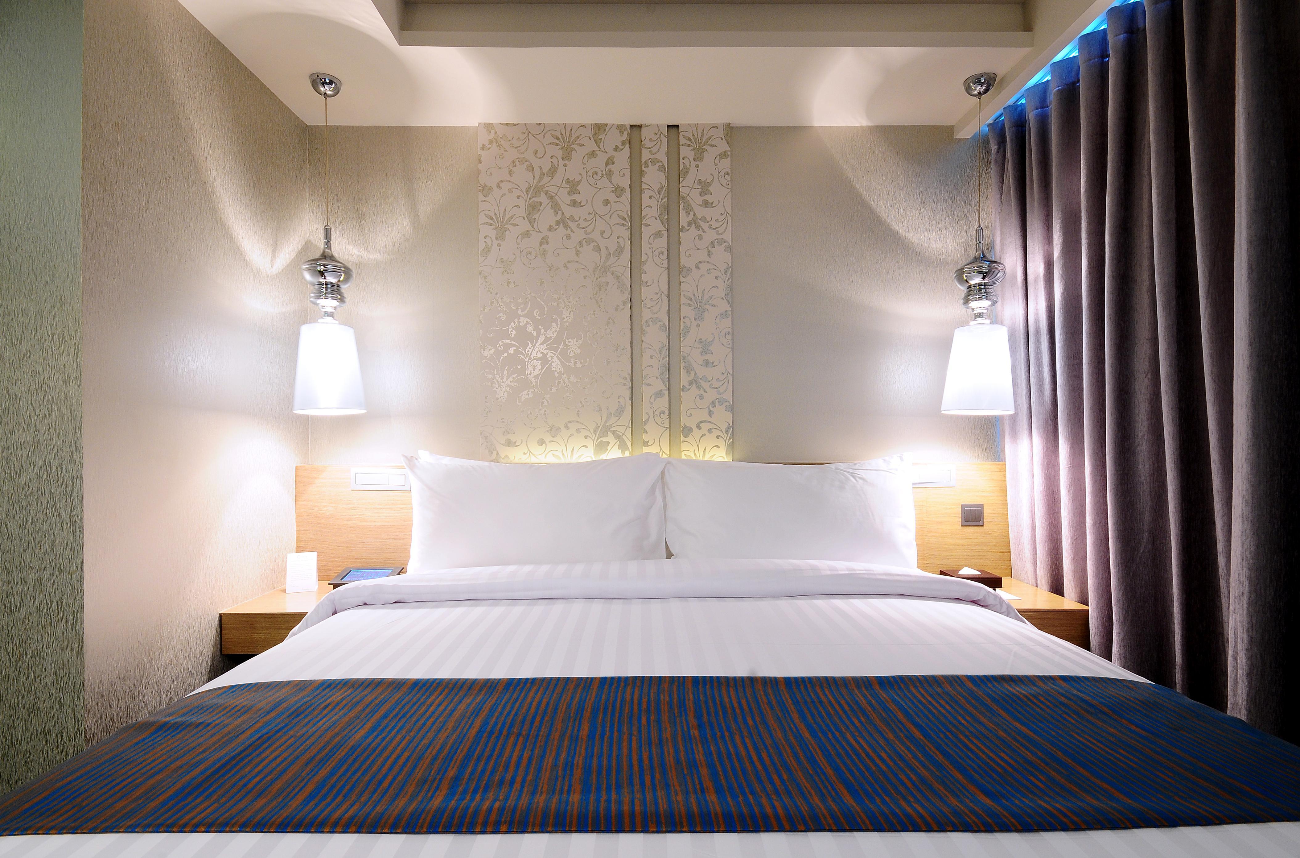 Готель Citrus Sukhumvit 13 Nana Bangkok By Compass Hospitality - Newly Renovated Екстер'єр фото